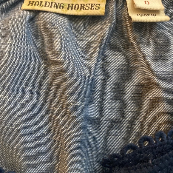 Anthropologie Holding Horses Denim Shirt - 0 denim navy. Pleated front - Picture 2 of 5